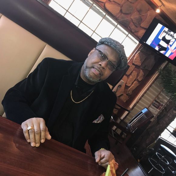 Meet your Posher, Keith - Picture 1 of 1